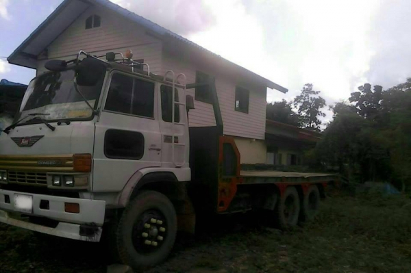 **460,000 บ.ต่อรอง/// 10ล้อเทนเลอร์ HINO-185 HP ท้ายลาด ขน-ย้ายแบคโฮ PC200 **ขาย 10ล้อเทนเลอร์ HINO KT-185 เพลาเดียวท้ายลาด ขน-ย้าย แบคโฮ PC-200 สภาพพร้อมใช้ ราคาเบาๆ HINO KT-725 วางเครื่อง HO7C-185HP(ลงเล่ม) เครื่องดี ครับ แน่น แรงดี เกียร์ดี ไม่หลุด ช่ว