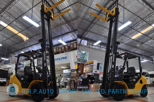 ขายรถโฟล์คลิฟท์มือสอง KOMATSU รุ่น FD25T-17-309058  ราคา 395,000บาท รุ่นใหม่ล่าสุด