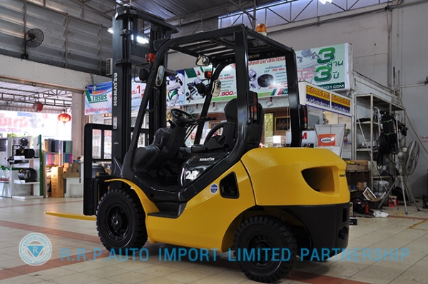 ขายรถโฟล์คลิฟท์มือสอง KOMATSU รุ่น FD25T-17-309058  ราคา 395,000บาท รุ่นใหม่ล่าสุด