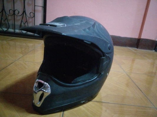 ขายหมวกกันน๊อกStmสภาพใหม่ขายถูก