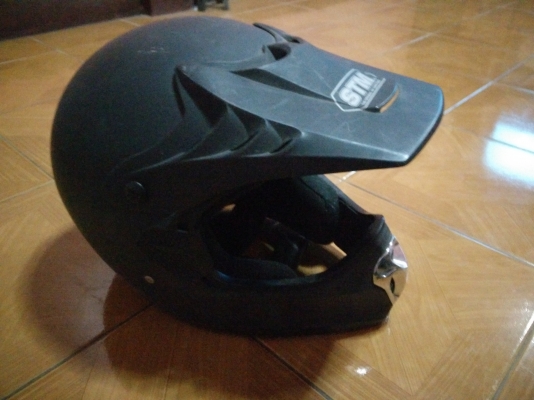 ขายหมวกกันน๊อกStmสภาพใหม่ขายถูก