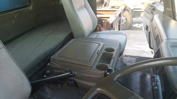 ขาย10ล้อดั้มUD320แรงรถห้างปี46