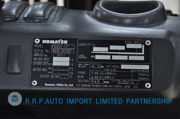 ขายรถโฟล์คลิฟท์มือสอง KOMATSU รุ่น FD25T-17-307237  ราคา 395,000บาท รุ่นใหม่ล่าสุด