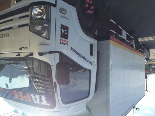 ตู้แห้ง isuzu 150 ปี55 ติดต่อ 080-1405528