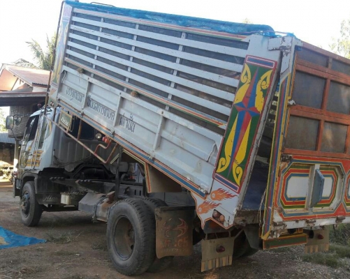 หกล้อ ฮีโน่ FD195ดั้ม เกษตร สภาพสวยพร้อมใช้ ทะเบียนพร้อมโอน