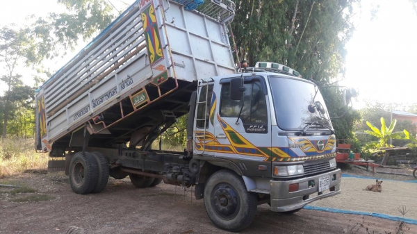 หกล้อ ฮีโน่ FD195ดั้ม เกษตร สภาพสวยพร้อมใช้ ทะเบียนพร้อมโอน