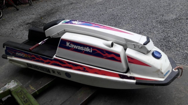 เจ็ทสกี  KAWASAKI 550 พร้อมชุดแต่งจากญี่ปุน