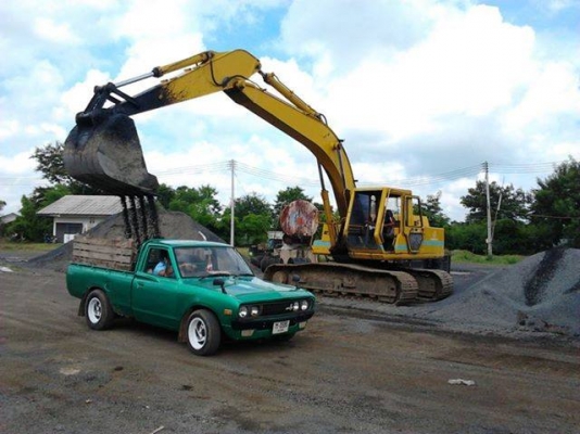 ขายช้าง ดัทสัน 620 ราคาต่อรองได้นะครับรถสวยจอดในตัวเมืองร้อยเอ็ด ขายช้าง ดัทสัน 620 ราคาต่อรองได้นะครับรถสวยจอดในตัวเมืองร้อยเอ็ด