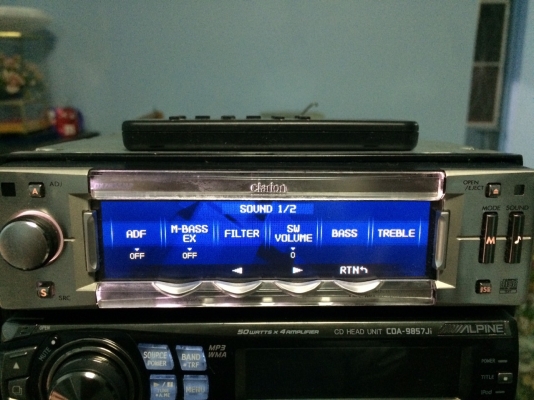 CLARION DXZ856MP รุ่นท็อป 24Bit 4v MP3-RW CD-RW FMคลื่นไทย AUX จอสี สัมผัสหน้าจอ สไลด์ไฟฟ้า กราฟฟิก ปรีเอ้า3ชุด AUX1ชุด พร้อมรีโมท มือ2