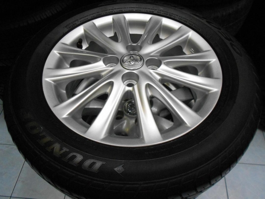 ล้อแม็ก Toyota vios 12 ก้าน ขอบ 15 พร้อมยาง Dunlop 185/60/15 ผลิตปี 13 /เทิร์นได้ ใส่ฟรีค่ะ