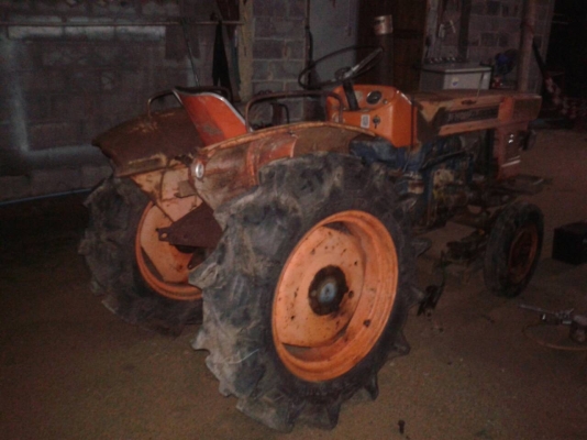 คูโบต้าL2000