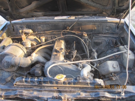 ขายทั้งคันหรือแยกชิ้นส่วน