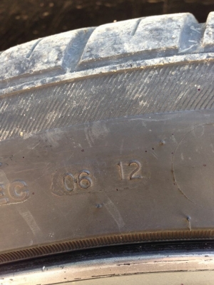 ขายแม็ก22 6รู ยางFULLRUNปี12 ขายแม็ก22 6รู ยางFULLRUNปี12