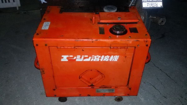 เครื่องปั่นไฟและเชื่อมไฟฟ้า 2in1 เครื่องปั่นไฟและเชื่อมไฟฟ้า 2in1