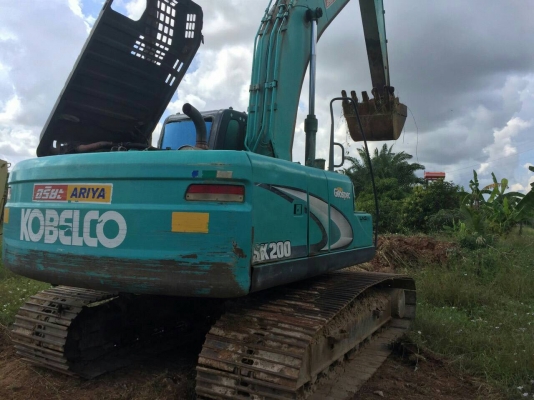 ขายรถแบคโฮ KOBELCO SK.200-YN11 เล่มทะเบียน 7000 กว่า ช.ม ไฟฟ้ามี ช่วงล้างเต็ม รถสวยมากๆ ราคา.1650000 สนใจโทรด่วน