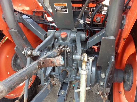 นางฟ้า...มาแล้ว..คูโบต้า L3408 4 WD พร้อมใบมีดดันหน้า..รถไร่เดิมๆออกจากไร่มัน