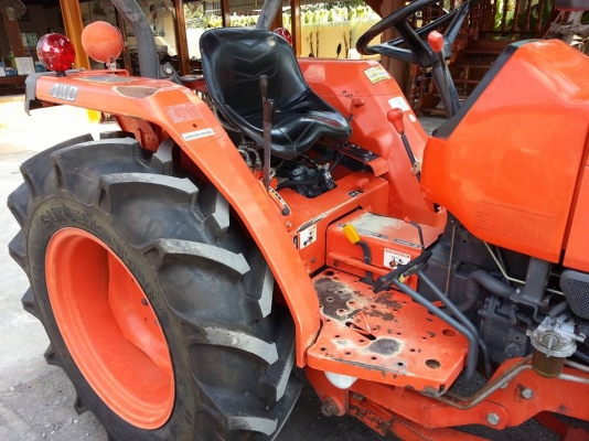 นางฟ้า...มาแล้ว..คูโบต้า L3408 4 WD พร้อมใบมีดดันหน้า..รถไร่เดิมๆออกจากไร่มัน