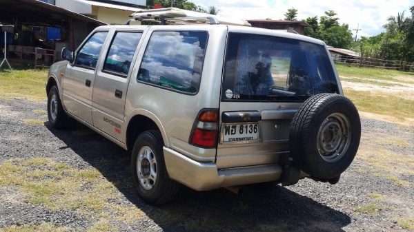 ขายอีซูซุ ADVENTURE ปี 2001 เครื่องเดิม 2.8 เทอร์โบ ราคา 138,000 บาท ติดต่อคุณเอ๋ 092-6356419