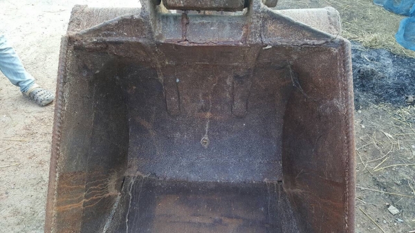 ขายแบคโฮ HITACHI EX200-2 เอกสารเล่มทะเบียนครบ เครื่องดี ปั้มดี ช่วงล่างต้องเก็บหน่อย ราคาต่อรองได้ ขายแบคโฮ HITACHI EX200-2 เอกสารเล่มทะเบียนครบ เครื่องดี ปั้มดี ช่วงล่างต้องเก็บหน่อย ราคาต่อรองได้