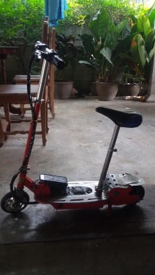 สกุตเตอร์ ไฟฟ้า ใช้แบต