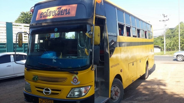 ขาย6ล้อบัสยาว8.50เมตร เครื่อง150แรง eh500 แชชซีสวย โฉมบอดี้สวย เบาะครบ50ที่นั้ง เอกสารครบภาษีเต็ม พร้อมวิ่งใช้งาน เบรคแห้ง ทิ๊ฟฟี่