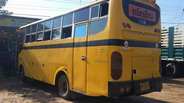 ขาย6ล้อบัสยาว8.50เมตร เครื่อง150แรง eh500 แชชซีสวย โฉมบอดี้สวย เบาะครบ50ที่นั้ง เอกสารครบภาษีเต็ม พร้อมวิ่งใช้งาน เบรคแห้ง ทิ๊ฟฟี่