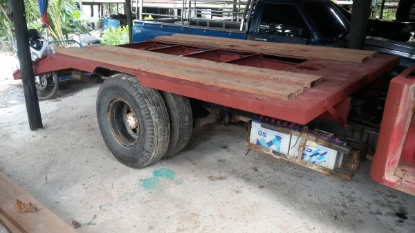 ขายเทรเลอขึ้นแบคโฮpc40 พร้อมใช้พร้อม พื้นยาว2.50&times;กว้าง1.80เมตร