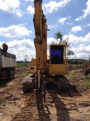 ขายรถแบคโฮ KOMATSU PC100-5 ระบบไฟเต็ม ไม่มีเอกสาร ราคา 600000