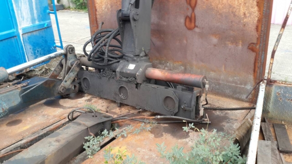 ขายเฮี้ยบมือขยุ้มคีบเหล็กสภาพดีมากพร้อมใช้มากพึ่งถอดออกจากรถขายราคา