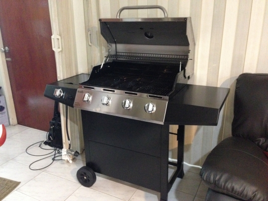 ลดราคา >> เตาบาร์บีคิว แก็ส 4 หัว สแตนเลส นำเข้าจากอเมริกา