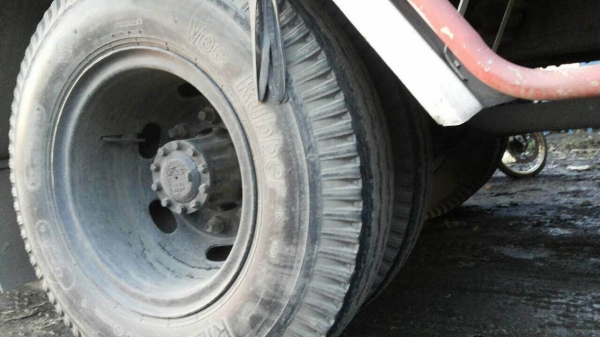 ขายรถหกล้อตู้ปีกนก HINO 212แรงม้า ปี2545 เครื่องเดิม เกียร์เดิม สวยจัด รถห้างพร้อมใช้