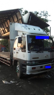 ขายรถหกล้อตู้ปีกนก HINO 212แรงม้า ปี2545 เครื่องเดิม เกียร์เดิม สวยจัด รถห้างพร้อมใช้