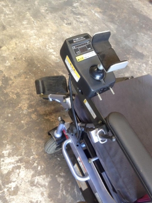 ขายวิลเเชร์ไฟฟ้าเก่าญี่ปุ่นคันที่ 1 ขายราคา 45,000บาท 0835662999 LineID:hs4trp