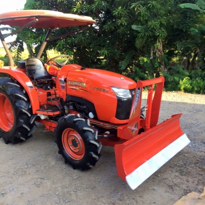 ขายรถไถคูโบต้า L3608 ทำงาน 600 ชั่วโมงสภาพสวย พร้อมอุปกรณ์ดันดินหน้าและผานพรวน ขายราคา 298,000 บาทค่ะ สนใจโทรสอบถามได้ที่เบอร์ 081-9136451 คุณโบว์