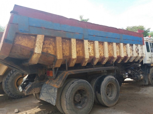 10ล้อดั้มเรือ.FN528CVC-00810.เครื่อง6D17-GA0810..สภาพดีมาก สวย...แค่ยางที่ไม่สวย