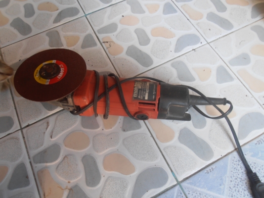 เครื่องเจียหัวหมู MAKTEC 4 นิ้ว