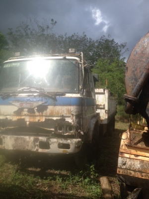 6ล้อติดเครน3ตัน..150แรง HINO KR360 เครื่องEH700..เล่มพร้อม รถแค่จอดไว้..