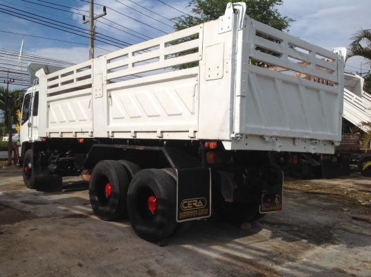 ขายสิบล้อดั้ม 270 ยูโรทู