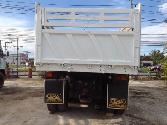 ขายสิบล้อดั้ม 270 ยูโรทู