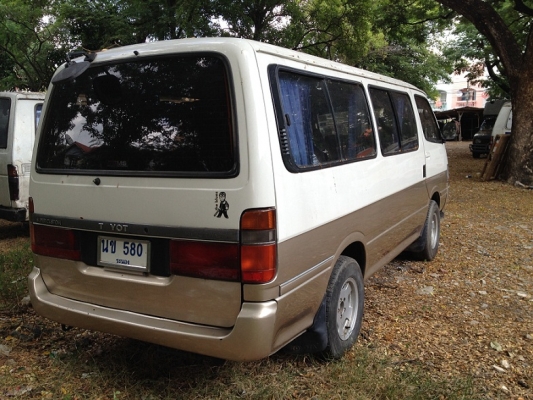 ขาย รถตู็TOYOTA SUPER CUSTOM  เครื่อง 3S  2,000 cc.  ออโต้  กระจกไฟฟ้า