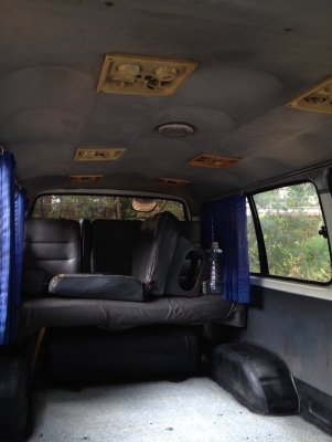 ขาย รถตู็TOYOTA SUPER CUSTOM  เครื่อง 3S  2,000 cc.  ออโต้  กระจกไฟฟ้า