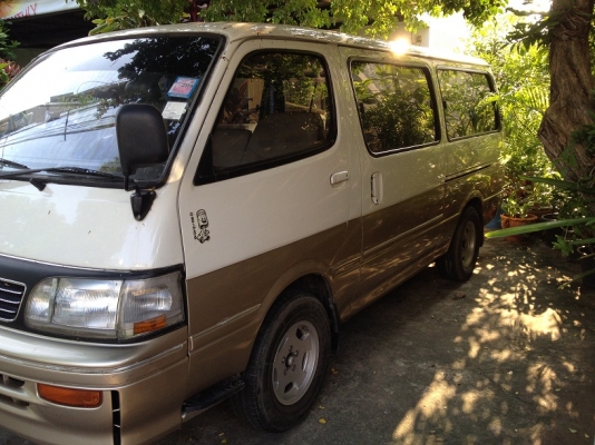 ขาย รถตู็TOYOTA SUPER CUSTOM  เครื่อง 3S  2,000 cc.  ออโต้  กระจกไฟฟ้า