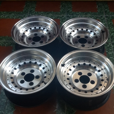 ล้อหยดน้ำ 5 รู 114.3 ขอบ 15 สวยๆครับ
