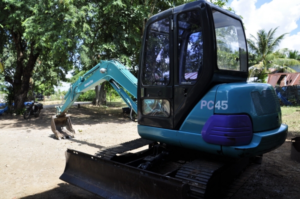 ขาย KOMATSU PC45 ขาย KOMATSU PC45