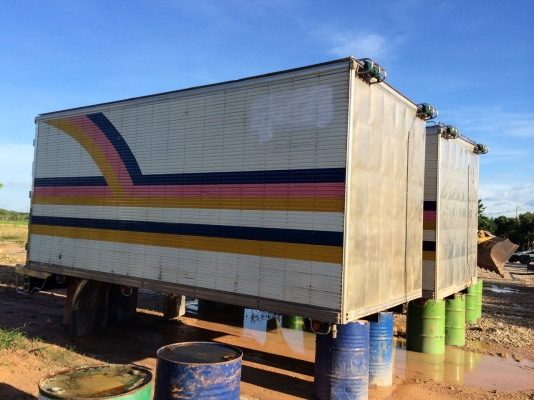 ู้ตู้เปียก6ล้อ..ยาว5.50ม.สแตนเลส ขายลูกละ50000. สภาพสวย...พร้อมใช้ มี3ลูก..สภาพเหมือนกัน