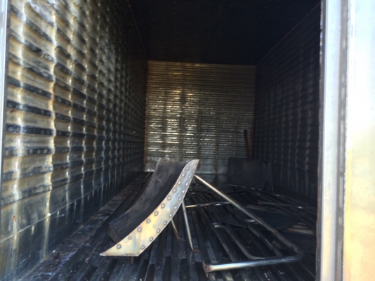 ู้ตู้เปียก6ล้อ..ยาว5.50ม.สแตนเลส ขายลูกละ50000. สภาพสวย...พร้อมใช้ มี3ลูก..สภาพเหมือนกัน