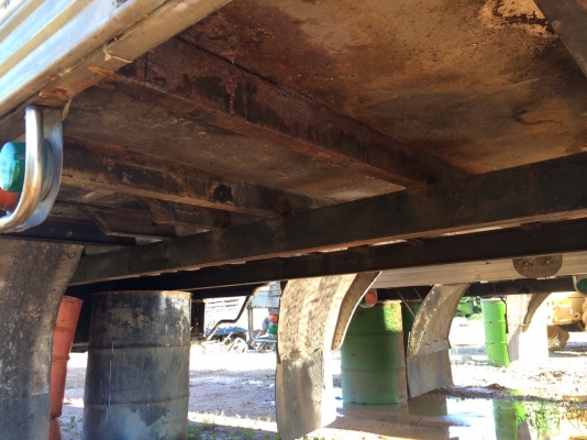 ู้ตู้เปียก6ล้อ..ยาว5.50ม.สแตนเลส ขายลูกละ50000. สภาพสวย...พร้อมใช้ มี3ลูก..สภาพเหมือนกัน