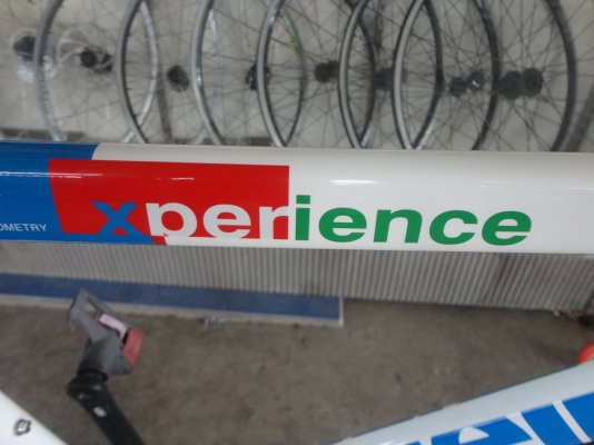 ขายจักรยานเสือหมอบ cineii เป็นอลูมิเนียม