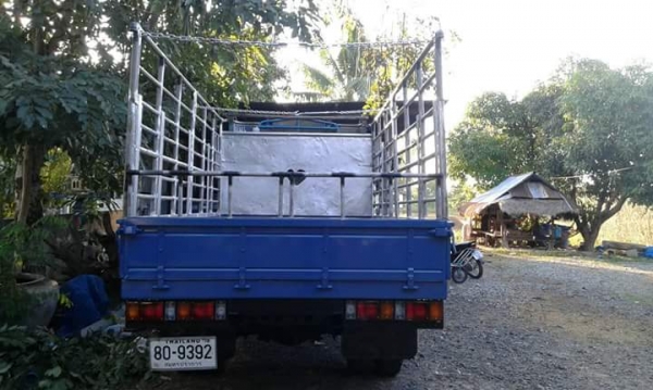 ขายรถ6ล้อ NPR115แรง ยาว4.30เมตร สภาพพร้อมใช้งาน เอกสารพร้อมโอน สนใจโทร 090-8588220คุณนะ 093-3258446คุณบิว หรือเข้าดูสินค้าอื่นๆได้ที่ www.truck.in.th/498 หรือเพจFacebook ณรงค์ ซื้อขายรถมือสอง (เว็บไซต์ส่วนตัว) หรือFacebook ตลาดรถมือสอง คุณนะ