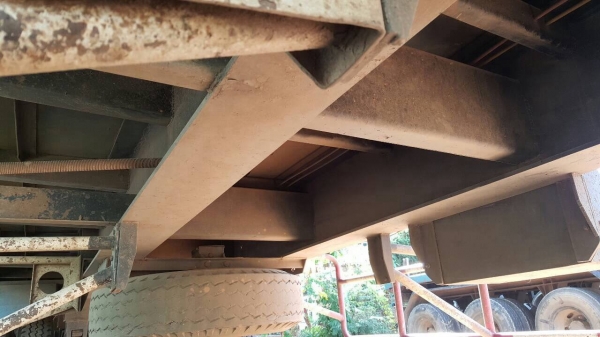 ขายหางเทนเลอร์พื้นเรียบ 3 คาน ยาว 12 เมตร อู่ PANUS ยางเรเดียลเต็ม ทะเบียนพร้อมโอนครับ ขายหางเทนเลอร์พื้นเรียบ 3 คาน ยาว 12 เมตร อู่ PANUS ยางเรเดียลเต็ม ทะเบียนพร้อมโอนครับ